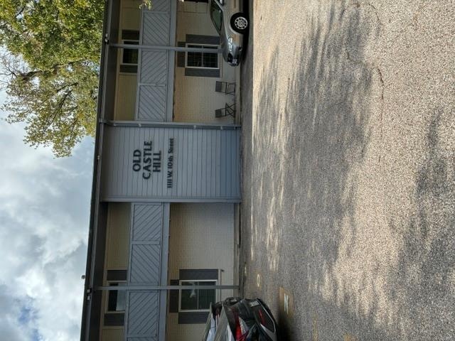 Old Castle Hill Condo Amd