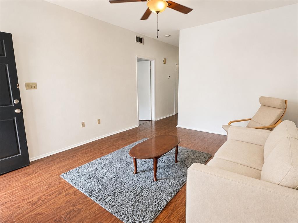 2801 Rio Grande ST #203, Austin, TX 78705 photo 4