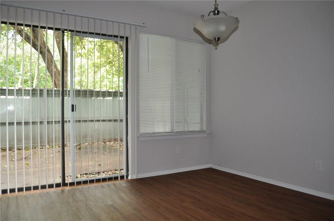 5014 Fort Clark DR, Austin, TX 78745 photo 4