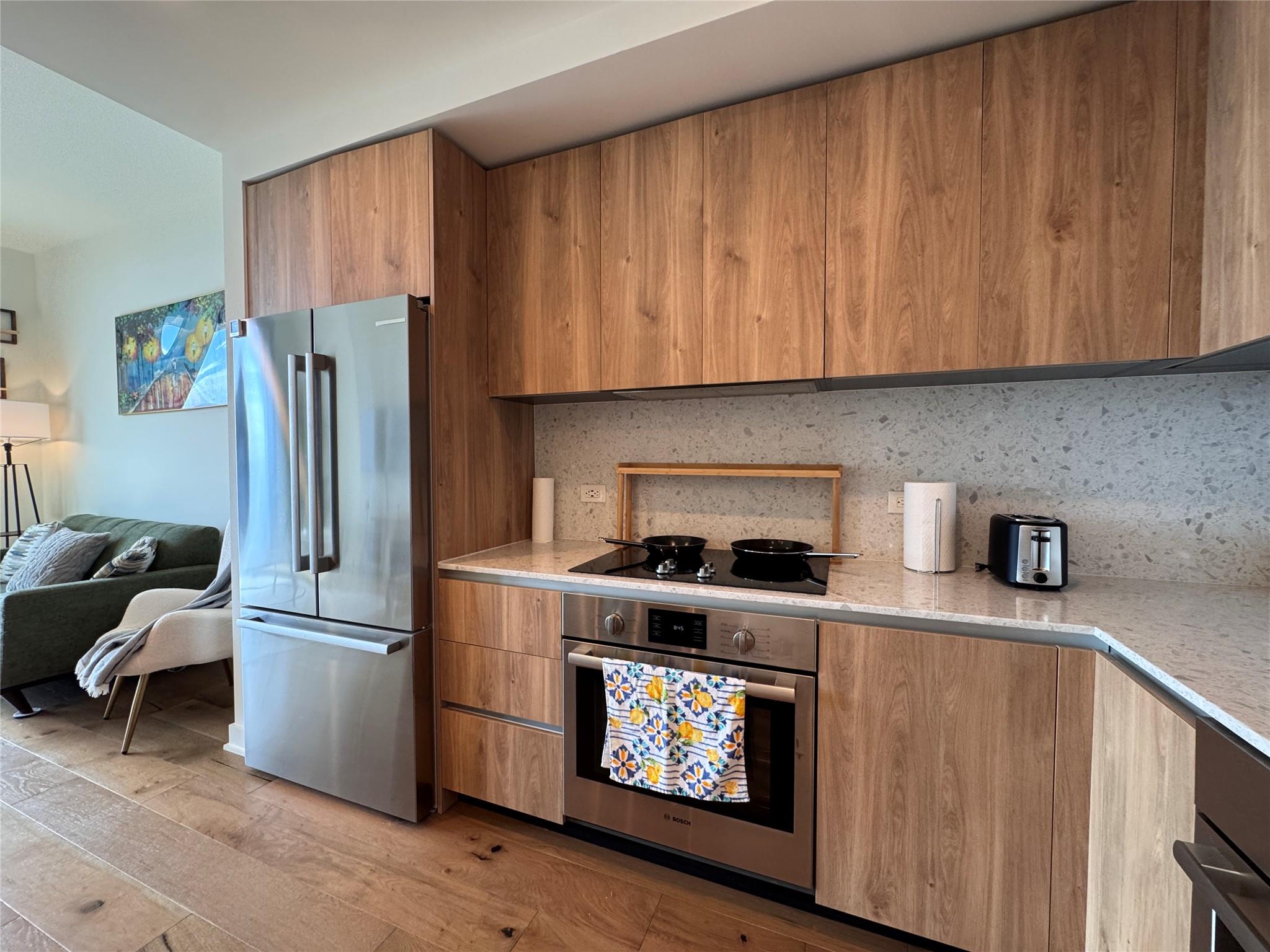 84 East Ave #3807, Austin, TX 78701 photo 3