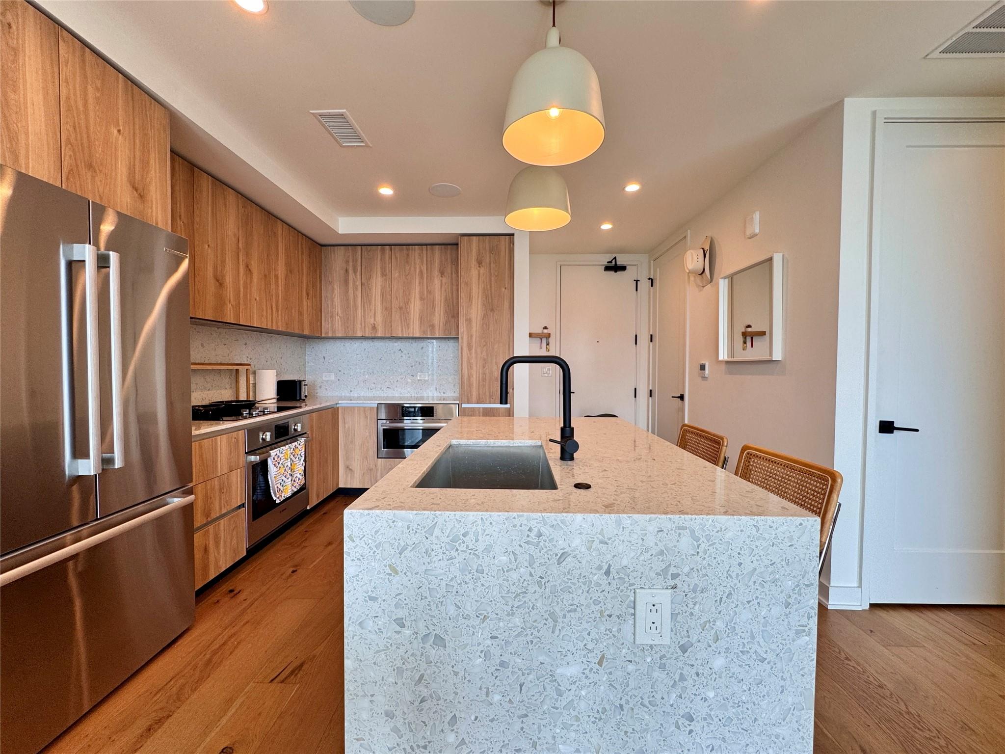 84 East Ave #3807, Austin, TX 78701 photo 5