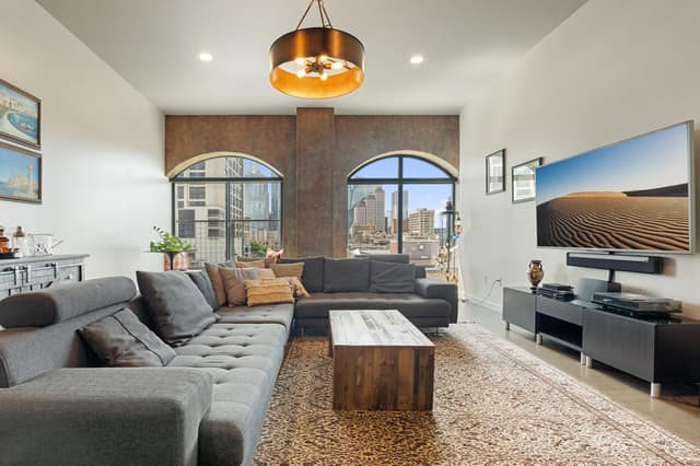 Photo of 507 Sabine ST # 605, Austin TX 78701