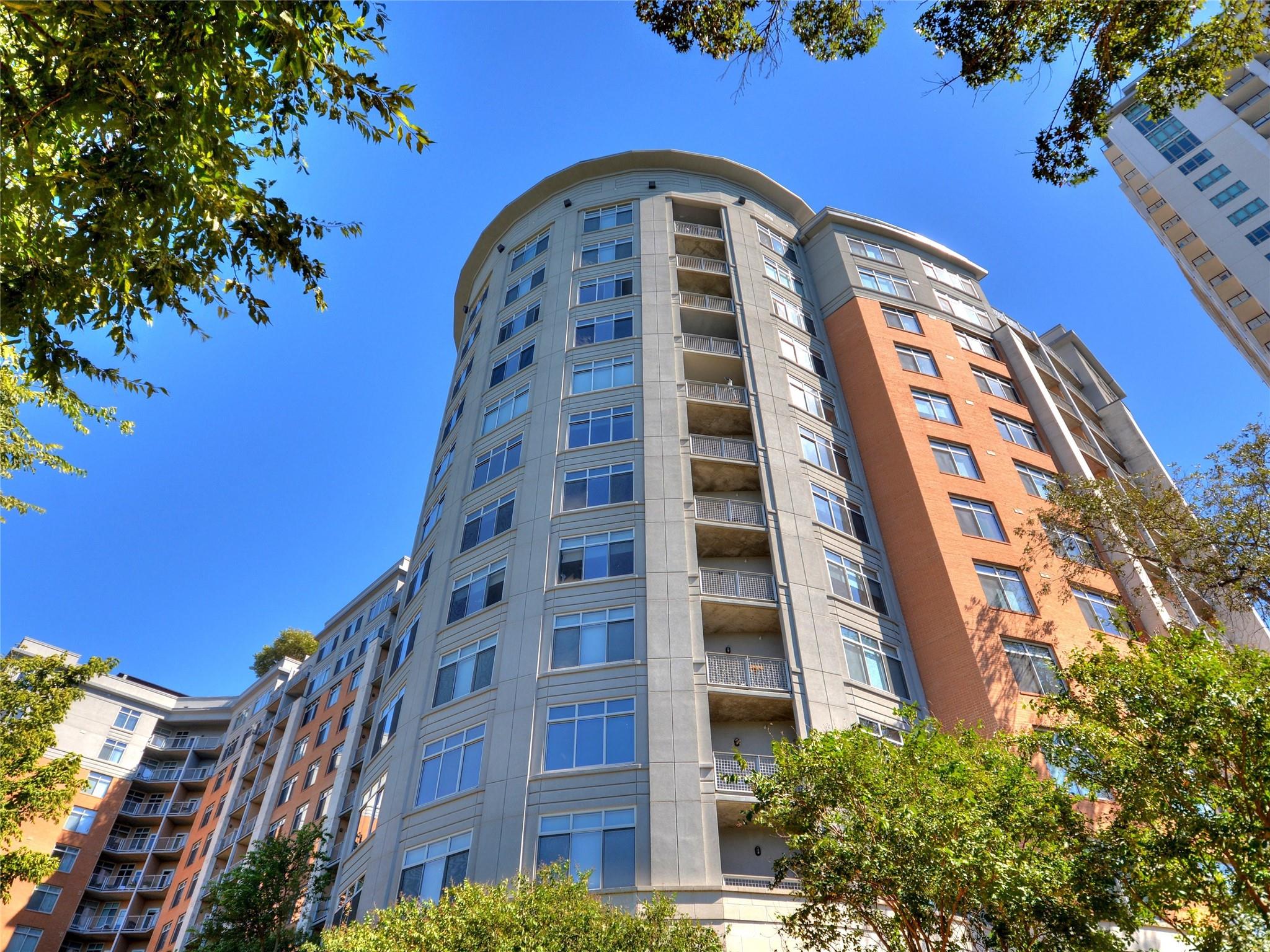Photo of 54 Rainey ST # 811, Austin TX 78701