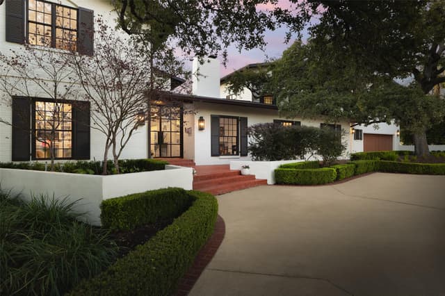 Photo of 2604 Wooldridge DR, Austin TX 78703