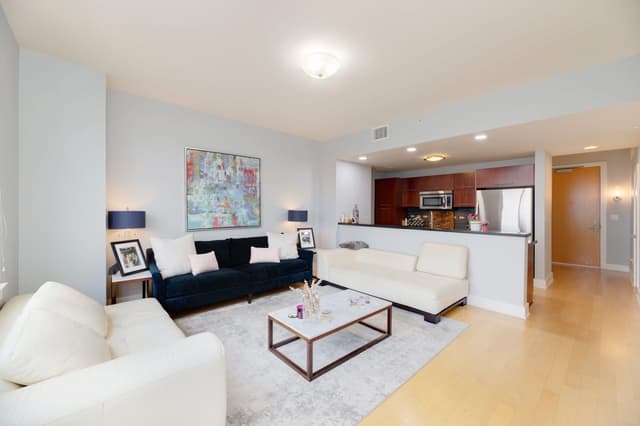 Photo of 603 Davis ST # 1808, Austin TX 78701