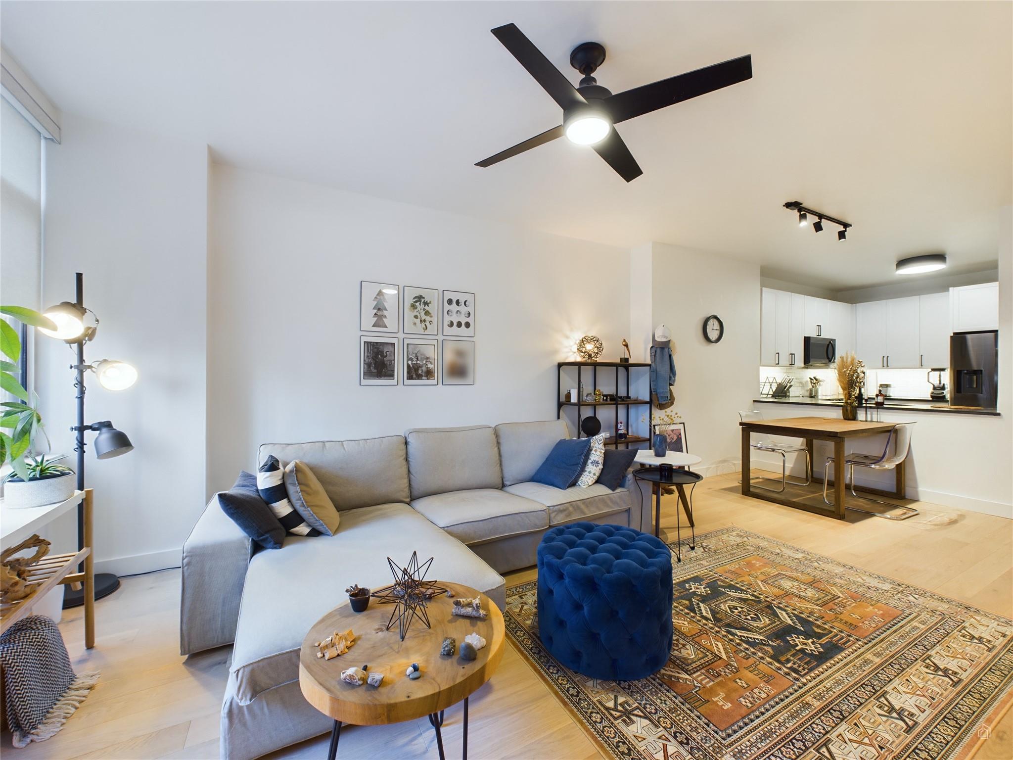 Photo of 54 Rainey ST # 415, Austin TX 78701