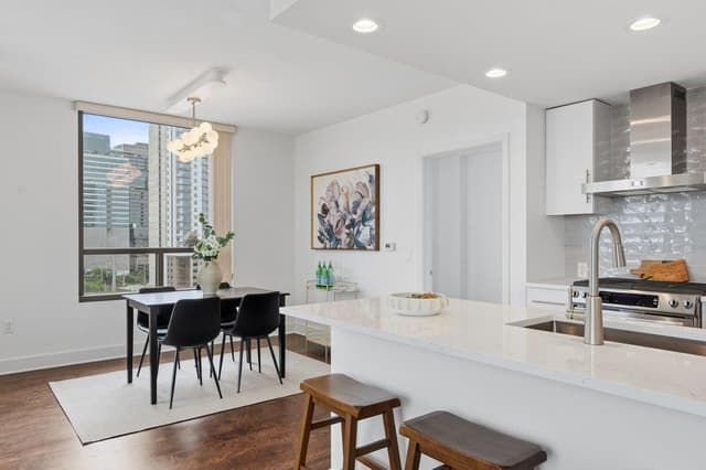 Photo of 300 Bowie ST # 1101, Austin TX 78703
