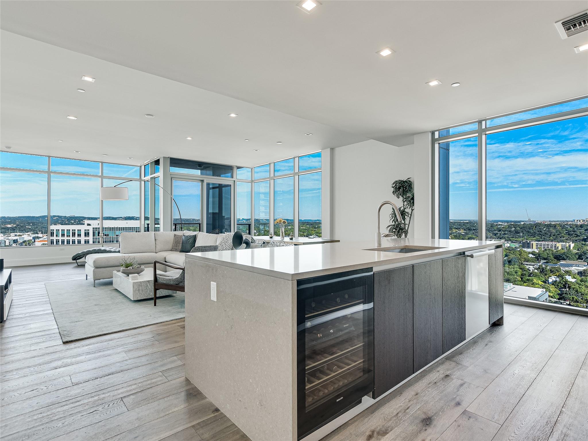 Photo of 501 West Ave # 2004, Austin TX 78701